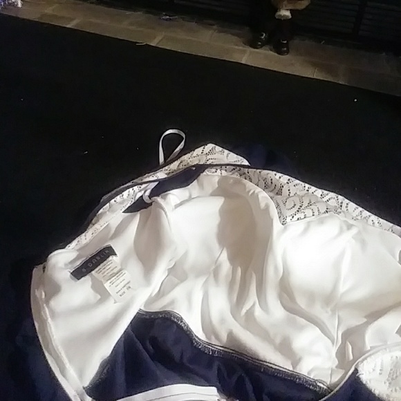 Dress - Picture 4 of 4